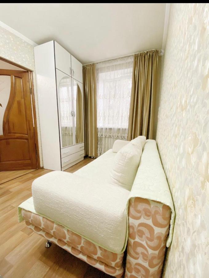 אלמטי Apartments Ahmetova 4 21 מראה חיצוני תמונה