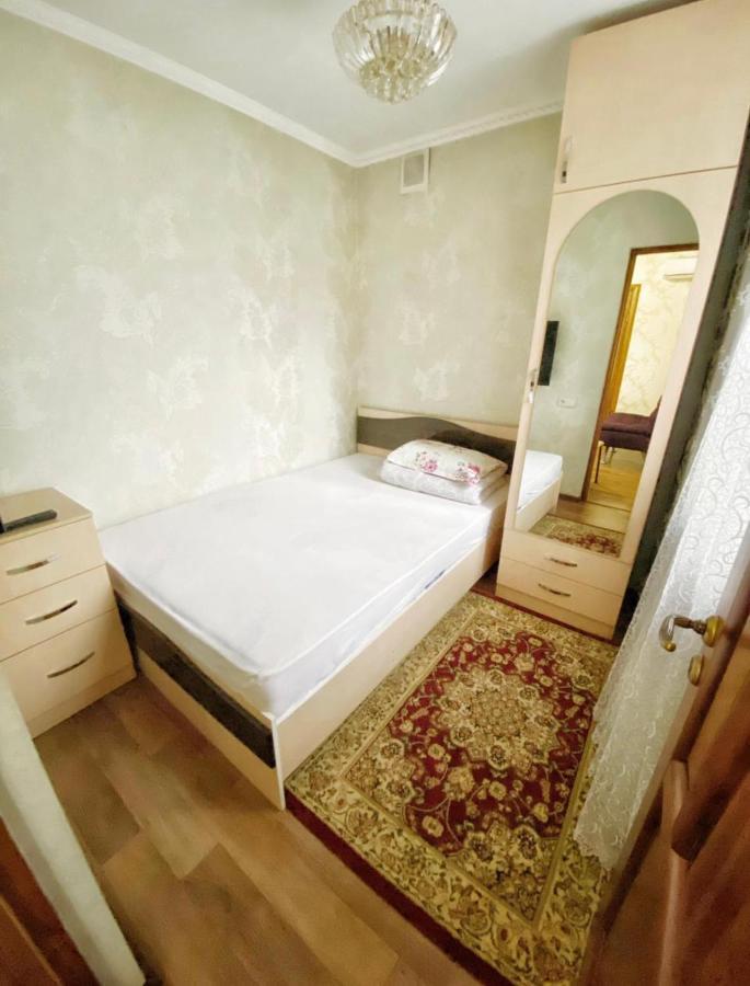 אלמטי Apartments Ahmetova 4 21 מראה חיצוני תמונה